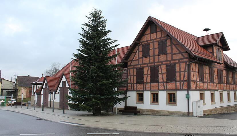 Dieses Gebäude hat ein Gesicht: Die alte Kelter in Ilsfeld ist bereits 1521 im württembergischen Lagerbuch genannt, bestand aber schon vorher. Fotos: Angela Groß
