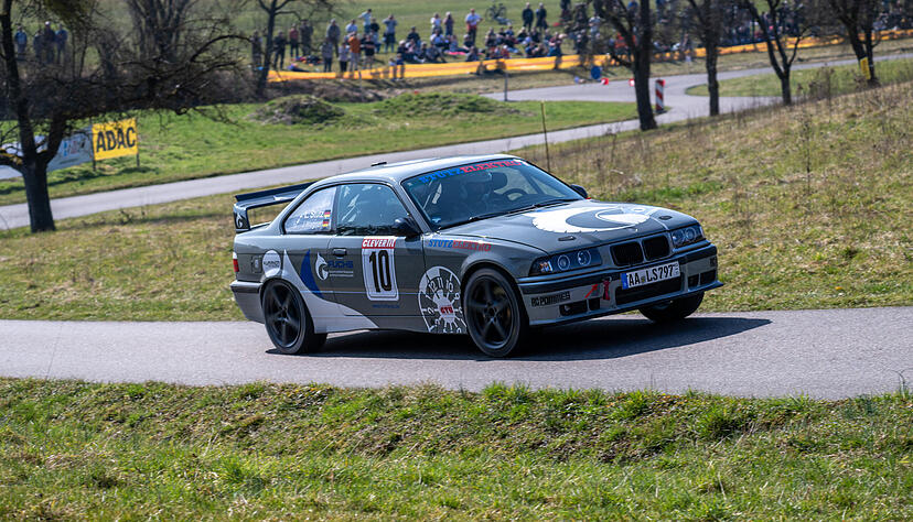 Lars St&uuml;tz gewann in seinem BMW M3 E36 im Vorjahr die 35. Auflage der Unterland-Hohenlohe-Wertungsfahrt gemeinsam mit Jannik Wagner. Wer ihn in diesem Jahr navigiert, ist noch offen.