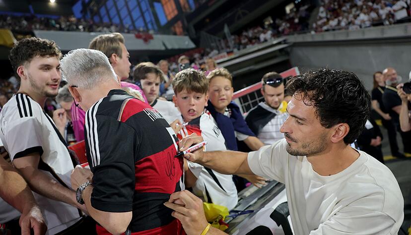 Die Unterschrift von Hummels ist immer noch begehrt.