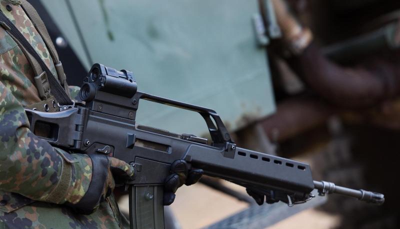 Sturmgewehr G36 der Firma Heckler & Koch. Foto: Arno Burgi/Archiv Sturmgewehr G36 der Firma Heckler & Koch. Foto: Arno Burgi/Archiv