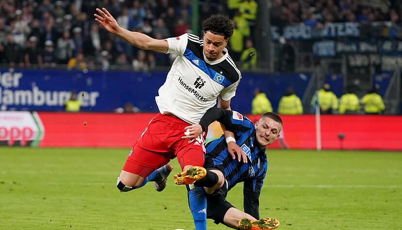 Der ehemalige Hamburger Jonas David (links) wird dem SSV Ulm lange fehlen. (Archivbild)