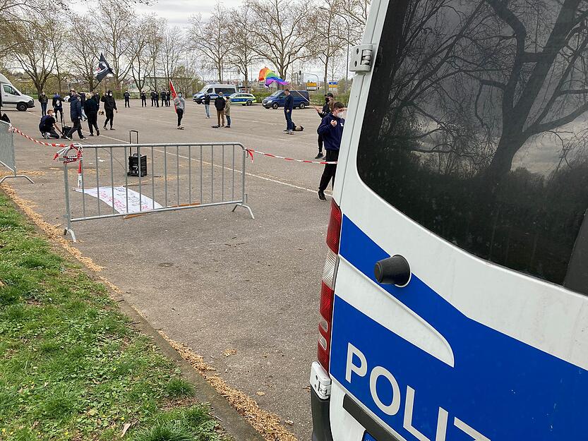 "Querdenken"-Demo in Heilbronn "Querdenken"-Demo in Heilbronn