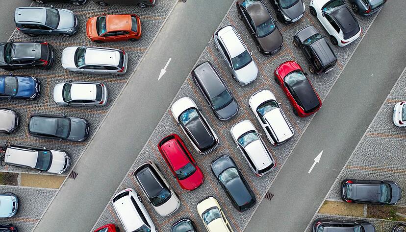 Kfz-Versicherungen werden gefühlt immer teurer. Aber es gibt durchaus auch Sparpotenzial.