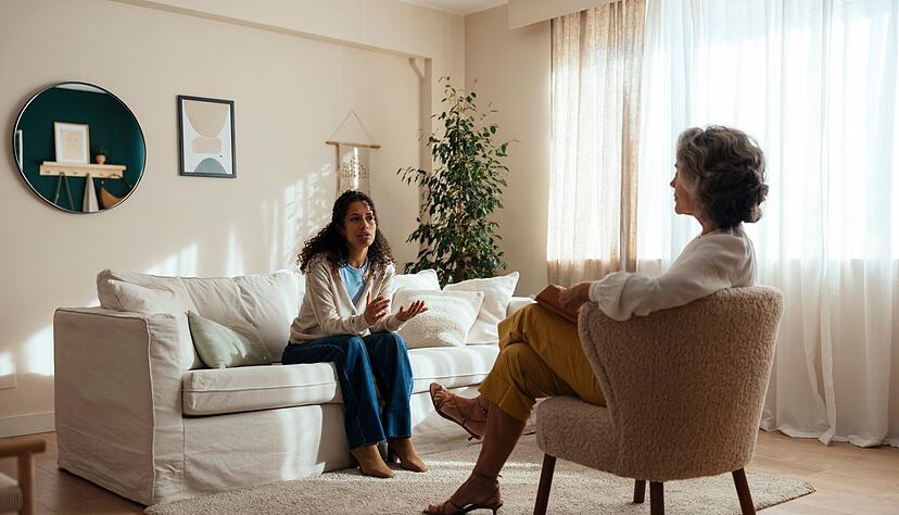 Welche Therapieform, welches Setting passt zu mir? Die Entscheidung liegt letztendlich bei den Patientinnen und Patienten.