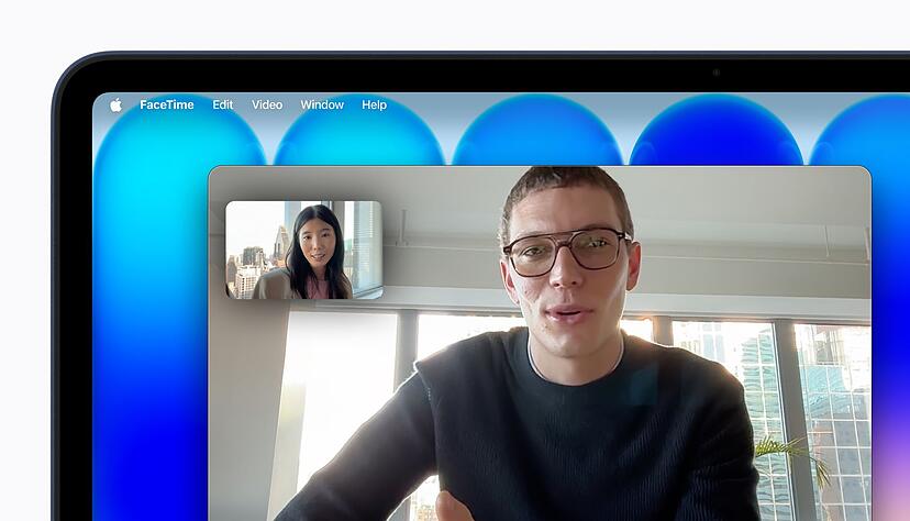 Das MacBook Neo liefert bei Videocalls gute Qualität - die «Center Stage»-Funktion mit automatischem Fokus gibt es allerdings nicht. Das MacBook Neo liefert bei Videocalls gute Qualität - die «Center Stage»-Funktion mit automatischem Fokus gibt es allerdings nicht.