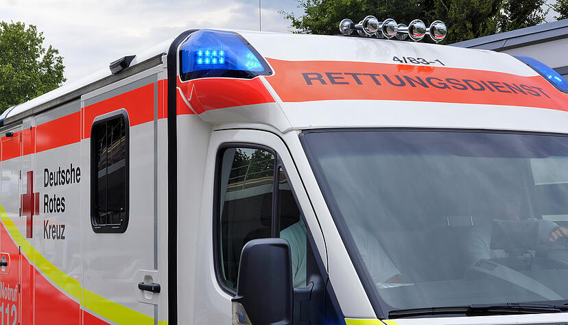 Die Verletzten wurden in ein Krankenhaus eingeliefert.
