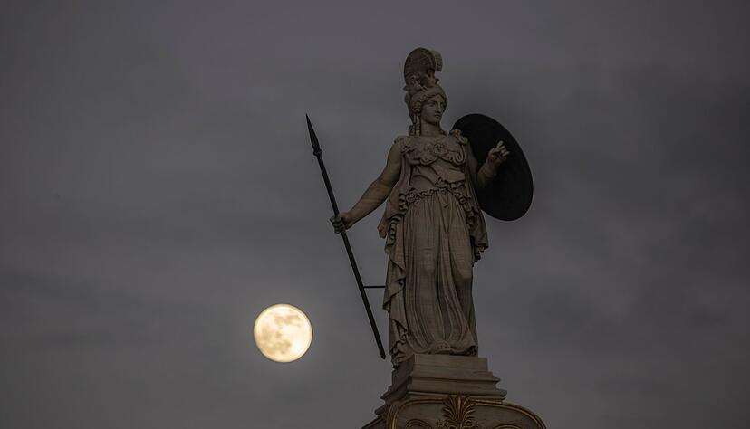Auch sie kann ihrem Schützling Odysseus lange nicht nach Hause helfen: die Göttin Athene. (Symbolbild) Auch sie kann ihrem Schützling Odysseus lange nicht nach Hause helfen: die Göttin Athene. (Symbolbild)