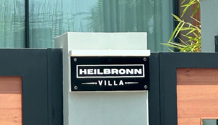 "Heilbronn Villa" in Dubai - das Anwesen von Dileep Kumar in Dubai. "Heilbronn Villa" in Dubai - das Anwesen von Dileep Kumar in Dubai.