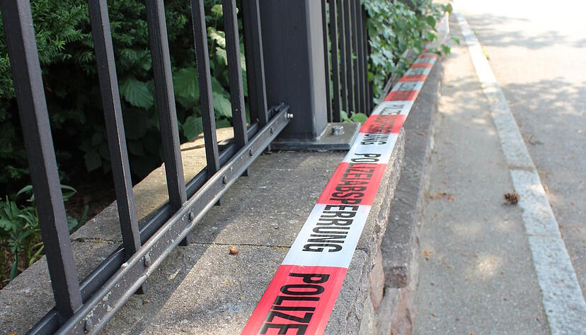 Kriminaltechniker sicherten am Wochenende vor Ort Spuren. Foto: Heike Kinkopf Kriminaltechniker sicherten am Wochenende vor Ort Spuren. Foto: Heike Kinkopf