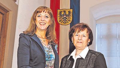 Neu im Gemeinderat: Sylvia Dörr (links) und Sigrid Seeger-Losch.Foto: Mugler