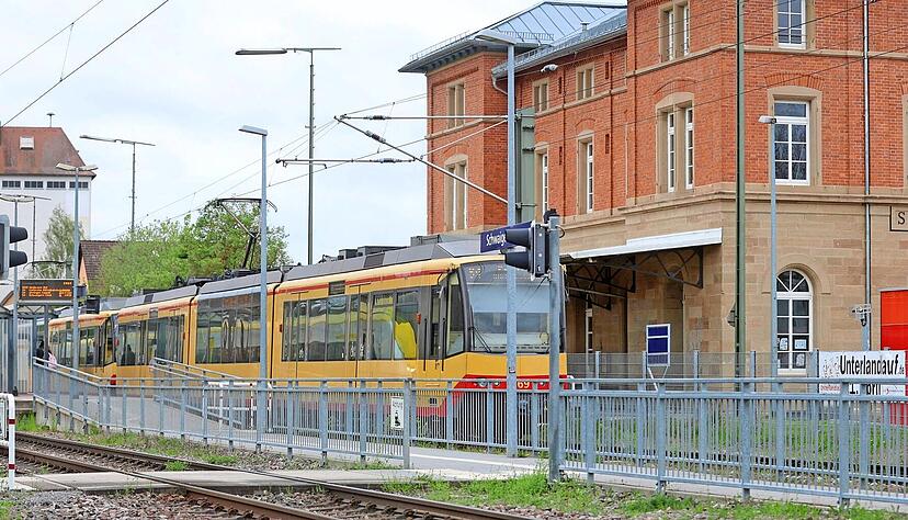 Zwischen Eppingen und Heilbronn werden die Bahnsteige ab 9. Juni für ein halbes Jahr nicht angefahren. Foto: Archiv
