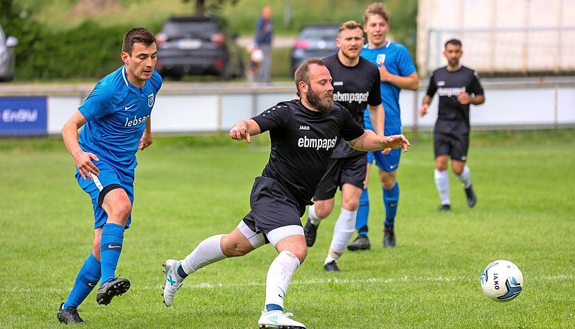 Der große Faktor war Marco Sailer (rechts) für Bitzfeld nicht. Vielleicht aber hat ein Ex-Profi im Team die anderen zusätzlich motiviert, sagt er.
Foto: Rainer Hess