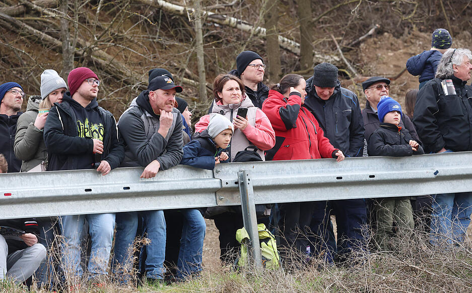Rund 4500 Zuschauer besuchten am Sonntag das Winter-Motocrossrennen in Frankenbach.