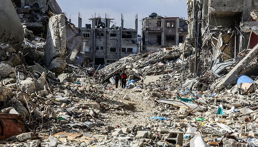 Sollte die Hamas die Geiseln bis Freitag nicht freilassen, droht Israel mit einem Ende der Waffenruhe.