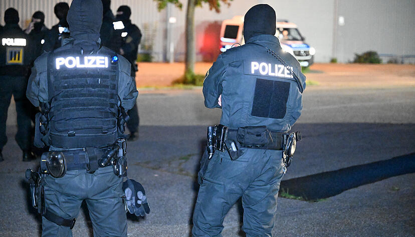 Die Polizei hat ein rechtsextremes Konzert in Bopfingen aufgelöst. Die Polizei hat ein rechtsextremes Konzert in Bopfingen aufgelöst.