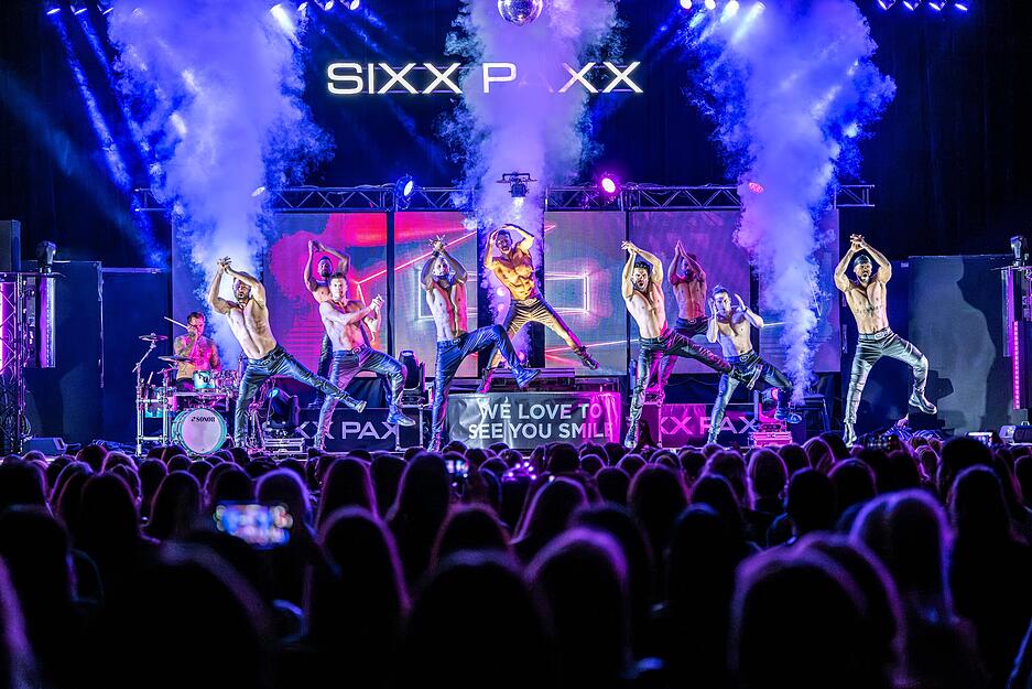 Auftritt der Sixx Paxx in der Heilbronner Harmonie. Auftritt der Sixx Paxx in der Heilbronner Harmonie.