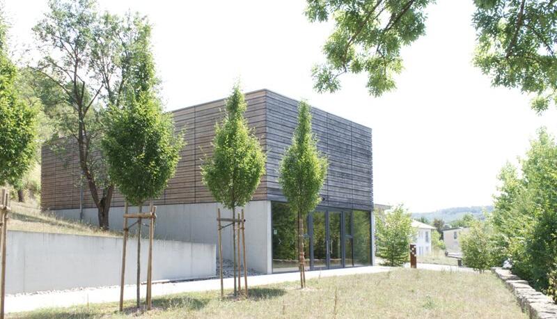 Eine Lagerhalle am Wald in Dörzbach Eine Lagerhalle am Wald in Dörzbach