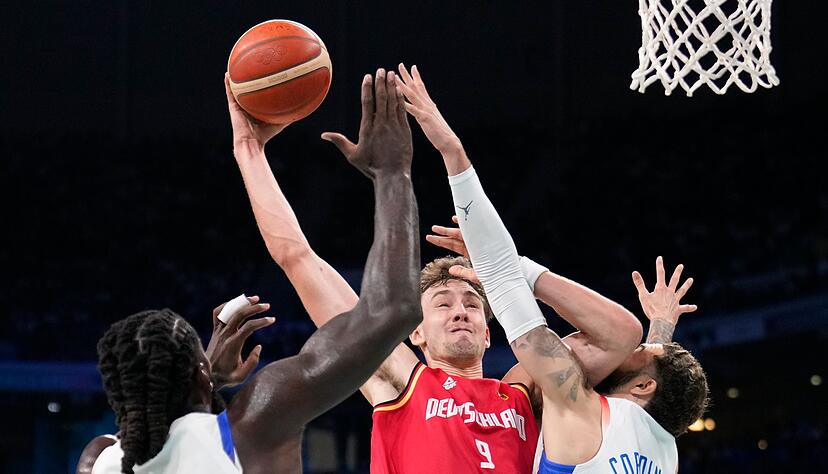 Der Dunk des Jahres: Franz Wagner glänzt gegen Frankreich Der Dunk des Jahres: Franz Wagner glänzt gegen Frankreich