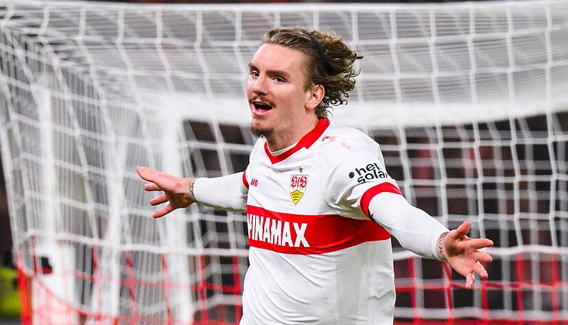 Nick Woltemade lässt die VfB-Fans jubeln.