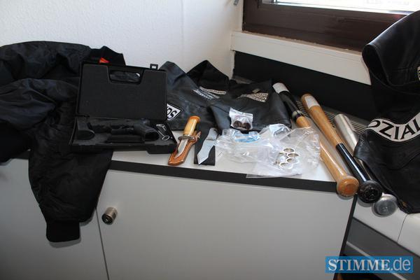 Beschlagnahmte Gegenst&auml;nde Black Jackets | 25.05.2012