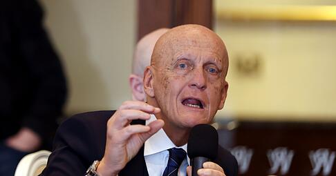 Lobende Worte von FIFA-Schiedsrichter-Chef Pierluigi Collina. (Archivbild)