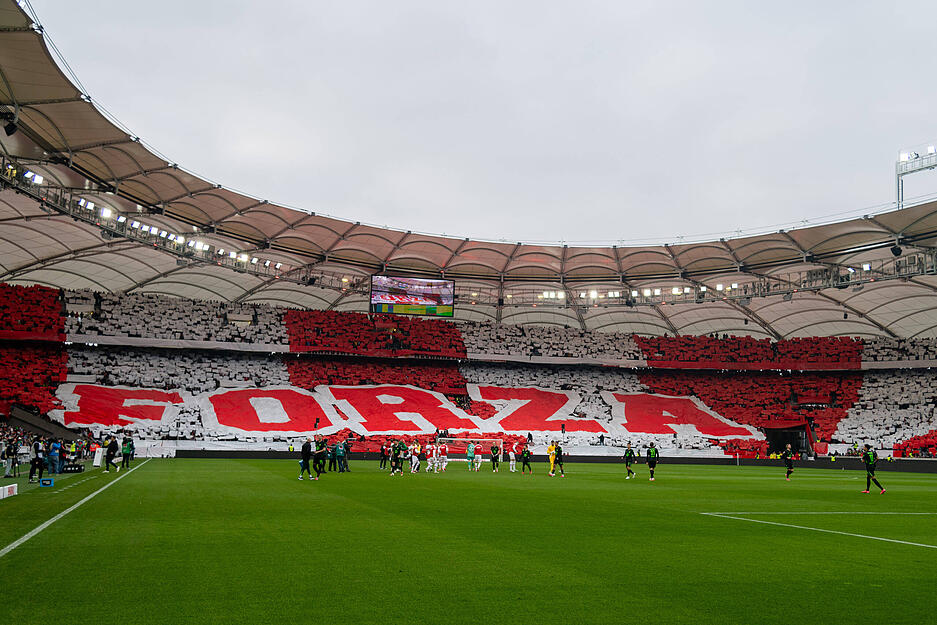 Die VfB-Stuttgart-Fans machten mit einer groß vorbereiteten Choreografie am 22. Spieltag der Fußball-Bundesliga auf sich aufmerksam. In Partie ging es gegen den VfL Wolfsburg.