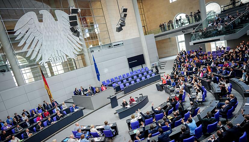 Union und SPD wollen die Regeln f&uuml;r den Bundestag reformieren. (Archivbild)
