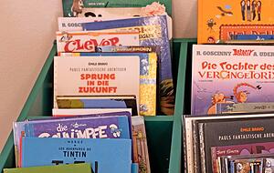 Im Kinderbereich laden Spiele und B&uuml;cherboxen zum Entdecken ein.