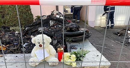 Nach dem Brand in Neuenstadt, bei dem zwei Kinder um Leben gekommen sind, ist die Betroffenheit groß. Viele Menschen wollen die Familie mit Spenden unterstützen.