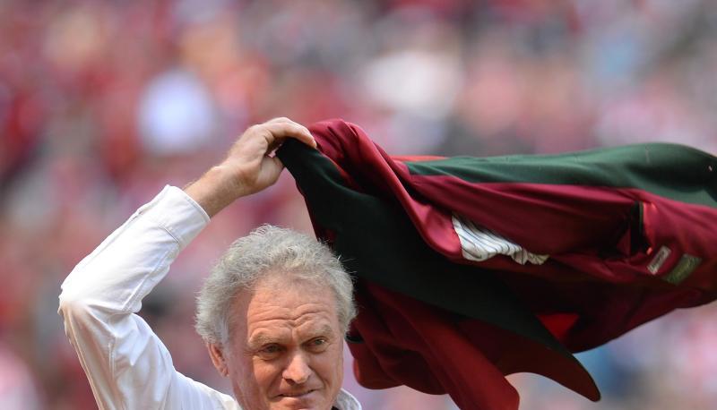 Sieht keine Veranlassung f&uuml;r einen Transfer von Schalke-Keeper Alexander N&uuml;bel: Bayern-Legende Sepp Maier.