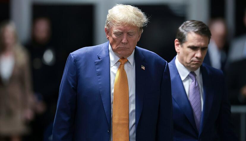 Dem ehemaligen US-Präsidenten Donald Trump drohen mehrere Jahre Haft. Der Fall könnte den US-Wahlkampf beeinflussen. Dem ehemaligen US-Präsidenten Donald Trump drohen mehrere Jahre Haft. Der Fall könnte den US-Wahlkampf beeinflussen.