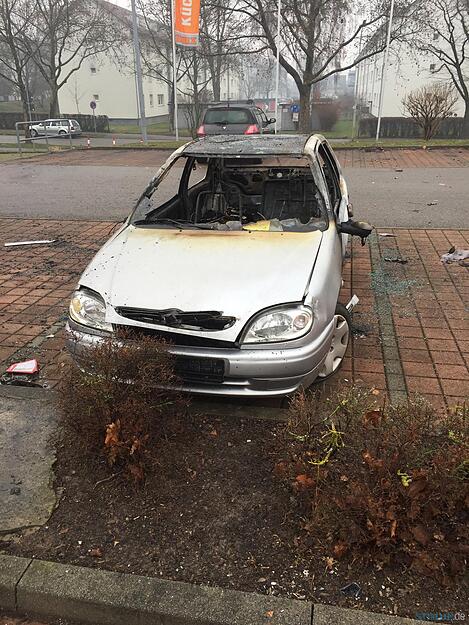 Ausgebranntes Auto Silvesternacht Heilbronn Ausgebranntes Auto Silvesternacht Heilbronn