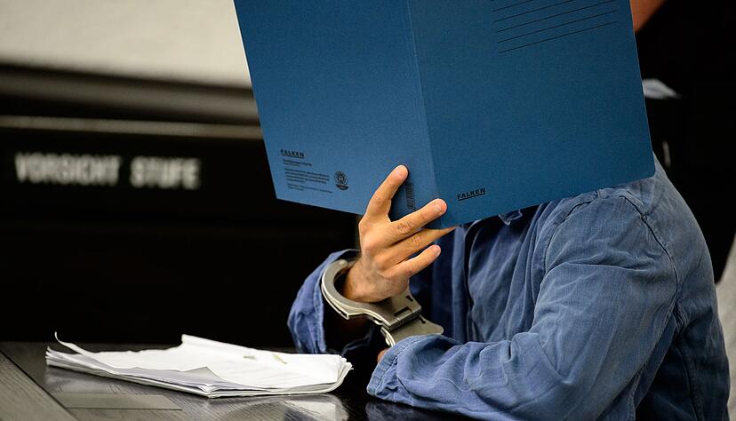 In Deutschland wurden sowohl Deutsche als auch Staatsangeh&ouml;rige anderer Nationen, die sich einst der IS-Terrormiliz angeschlossen hatten, wegen Kriegsverbrechen verurteilt. (Archivbild)