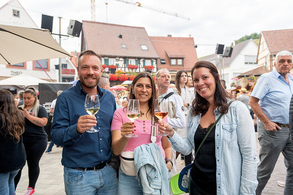 Das 47. Erlenbacher Weinfest l&auml;uft noch bis Montag.