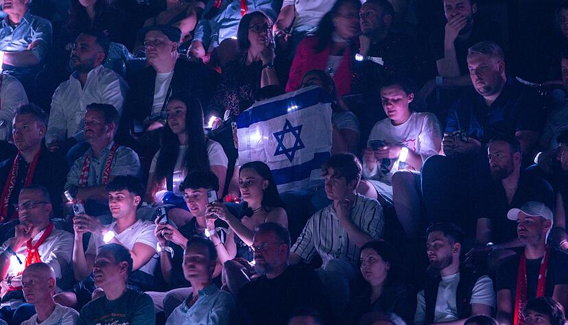 Auf der Straße Proteste, in der Halle Unterstützung für Israel beim ESC in Basel (Archivbild).