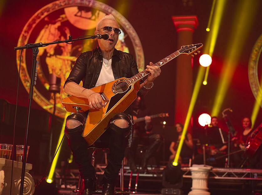 Scorpions unplugged in der Hanns-Martin-Schleyer-Halle