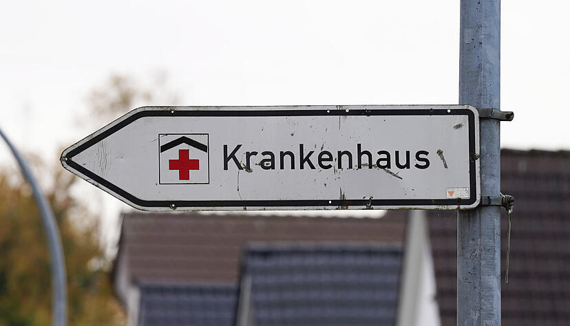 Die militärische Vorbereitung auf einen möglichen Nato-Bündnisfall ist in den Fokus der Öffentlichkeit gerückt. Doch auch das Gesundheitssystem muss sich besser für solch ein Szenario rüsten, mahnen Experten.