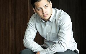 Benyamin Nuss (33) hat schon 17 CDs eingespielt und zwölf Preise gewonnen. Benyamin Nuss (33) hat schon 17 CDs eingespielt und zwölf Preise gewonnen.