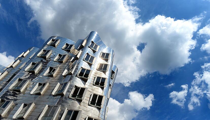 Das Geb&auml;udeensemble "Neuer Zollhof" in D&uuml;sseldorf. (Archivbild)