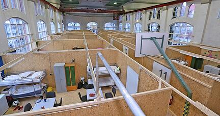 Die Nutzung öffentlicher Hallen wie hier im Heilbronner Olgazentrum war lange tabu. Doch das bröckelt angesichts der sich weiter zuspitzenden Lage.
Foto: Archiv/Sawatzki