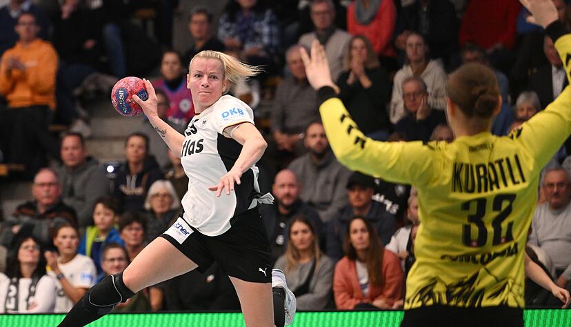 Spielführerin Antje Döll setzt bei der Heim-WM auch auf die Unterstützung der deutschen Handball-Fans.