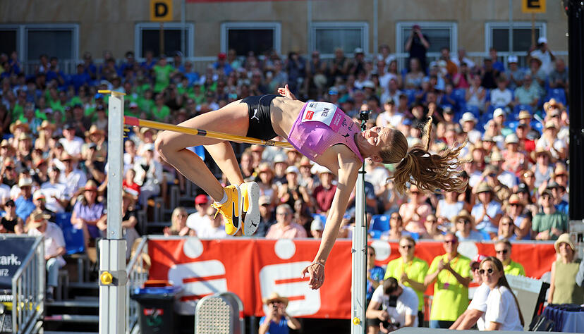 Im vergangenen Jahr hat Christina Honsel erstmals die zwei Meter &uuml;bersprungen und die 3. Auflage des Frauenspringens gewonnen.