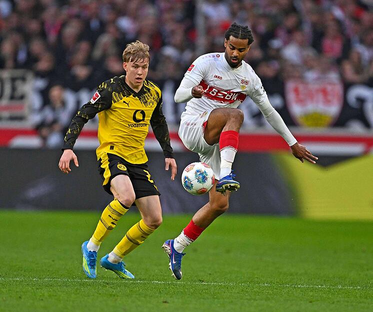 Lorenz Assignon: Startelf-Einsatz und Vorzug vor Vagnoman. Fiel selten auf, was aber auch daran lag, dass der VfB meist &uuml;ber die linke Seite angriff. In der 56. Minute mit einer guten Chance. Note: 3