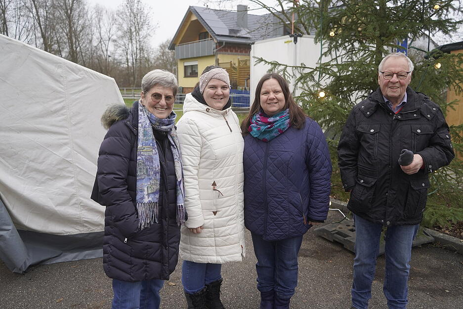 Weihnachtsmarkt in Bretzfeld am dritten Adventswochenende. Weihnachtsmarkt in Bretzfeld am dritten Adventswochenende.