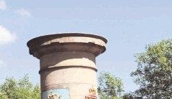 Brücke, Strom und Wasserleitung Brücke, Strom und Wasserleitung