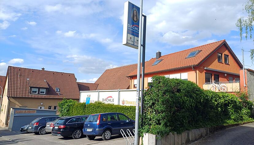 Im D&auml;chle in Lauffen ist die Aktion "Schnitzelrekord" gestartet.