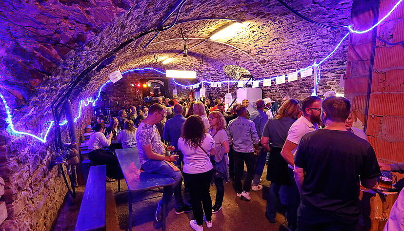 Am Wochenende wird in den Forchtenberger Kellern wieder gefeiert. Foto: Archiv/Lauterer