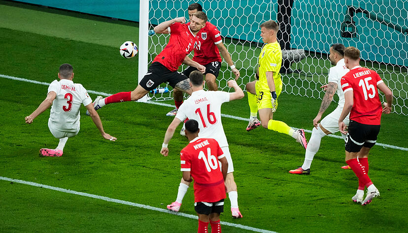 Das Achtelfinale Österreich gegen die Türkei wird live von Magenta TV auf Youtube gestreamt. Das Achtelfinale Österreich gegen die Türkei wird live von Magenta TV auf Youtube gestreamt.