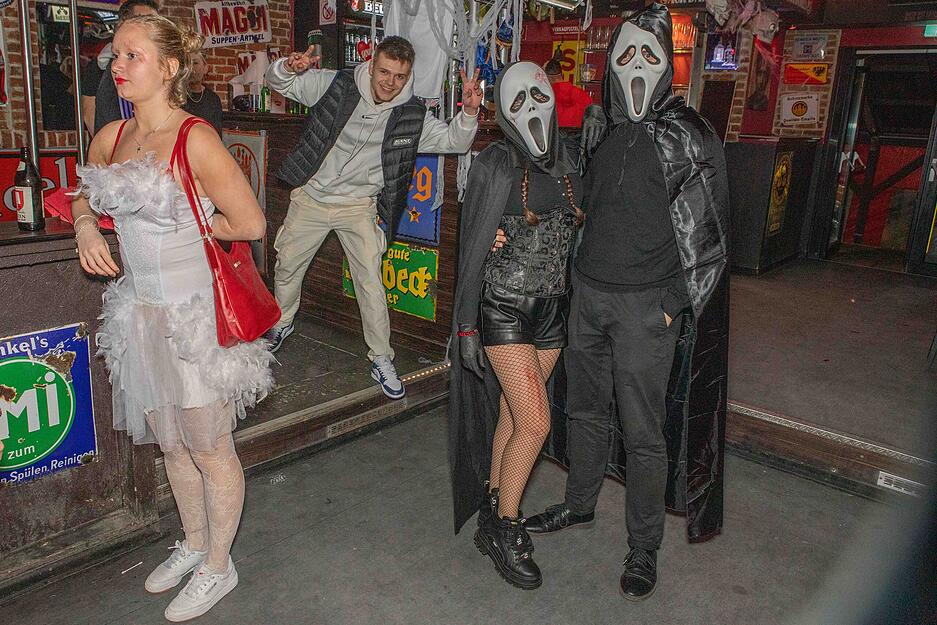 Halloween Night Party in der Gartenlaube in Heilbronn. Halloween Night Party in der Gartenlaube in Heilbronn.