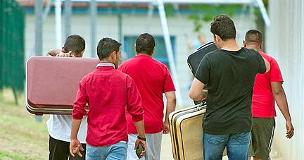 Nicht bleibeberechtigte Flüchtlinge auf dem Weg zurück in die Heimat: Beratungshilfe stellt demnächst auch die Stadt Heilbronn zur Verfügung.